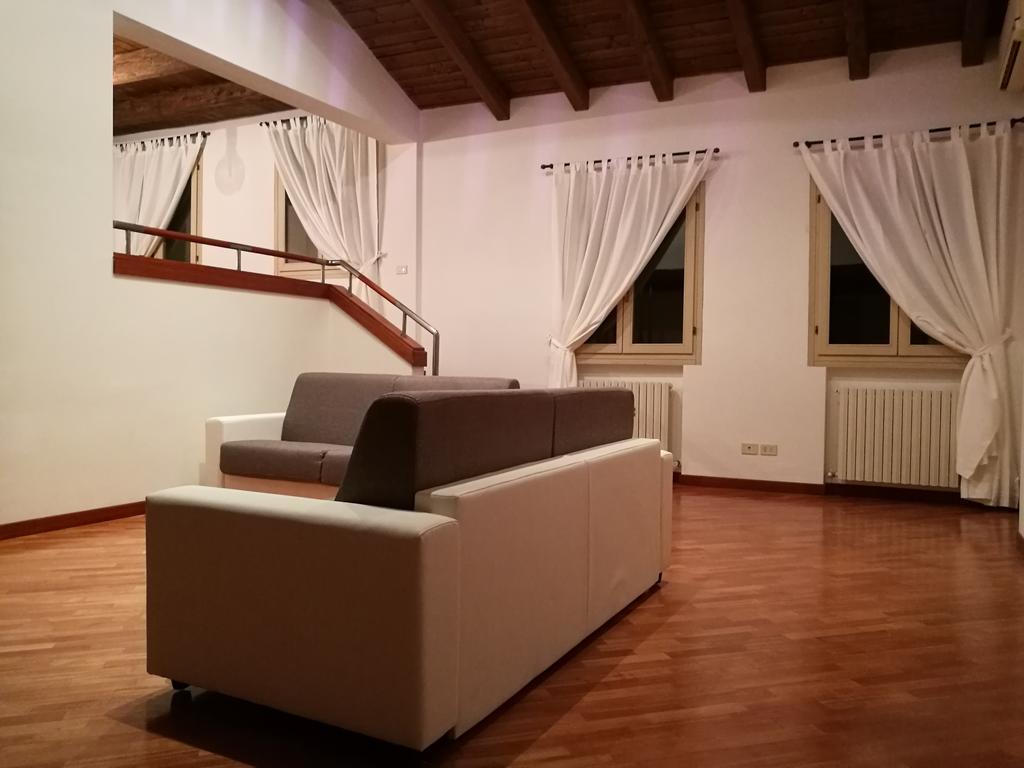 بولونيا Farolfi Apartments Pepoli المظهر الخارجي الصورة